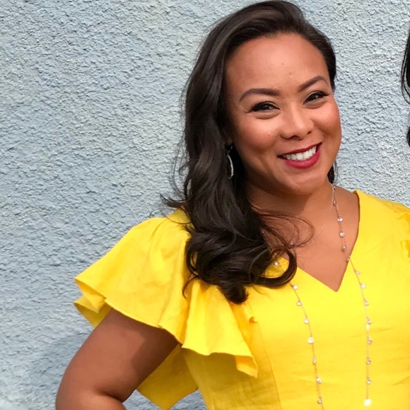 Meet your Posher, Leah - Picture 2 of 8